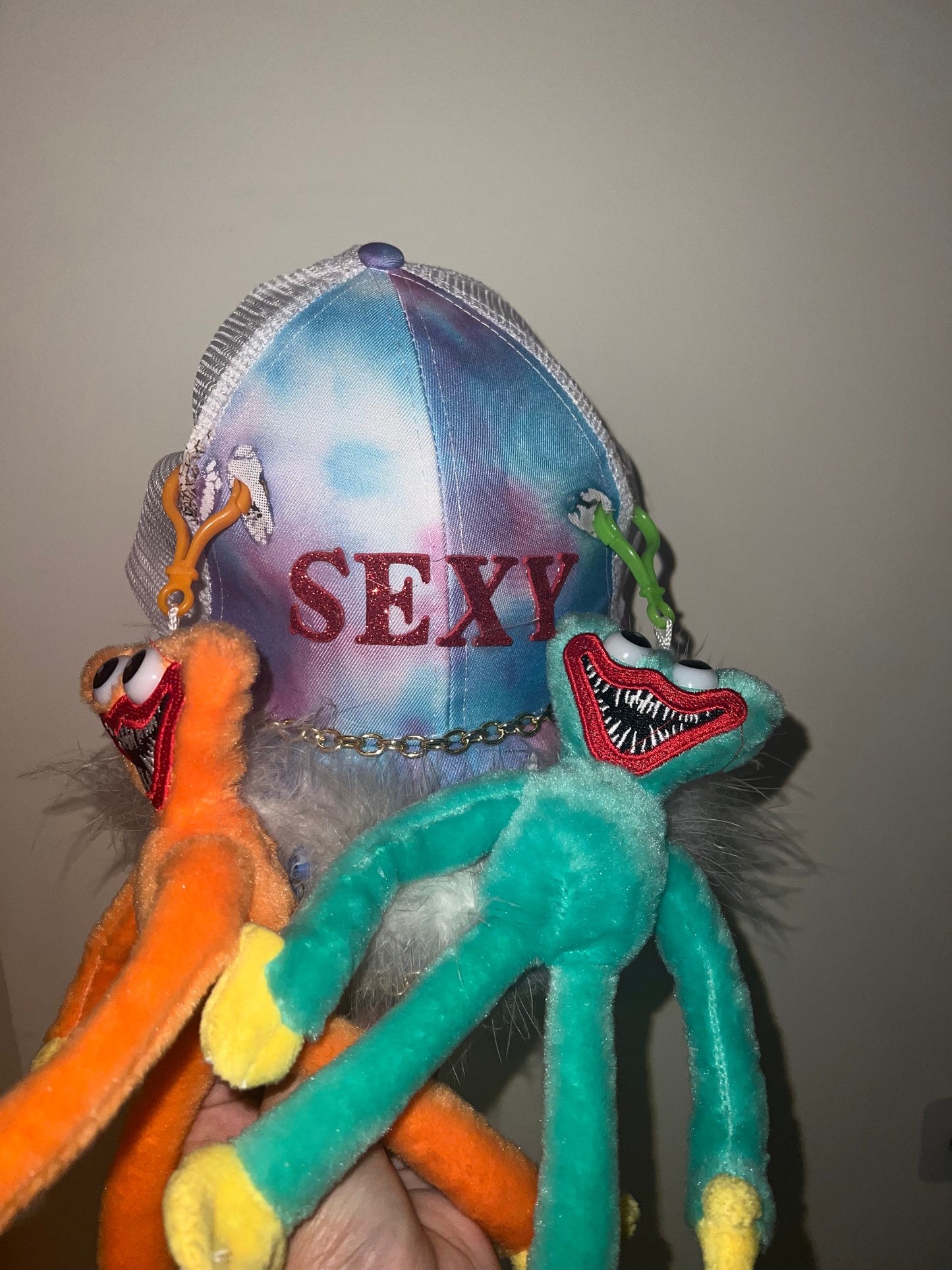 Big sexy hat